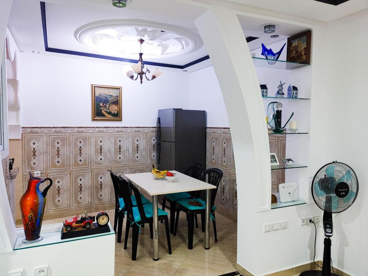 Mira Appartement -Lovely, Tidy & Close To Beaches And City Center Al Hoceïma Exteriör bild